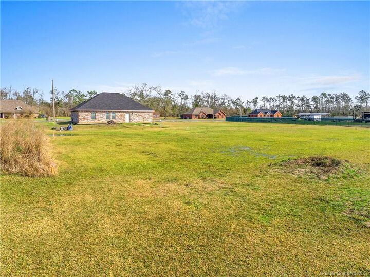 Property Photo: 436 Deshotel Lane LA 70615