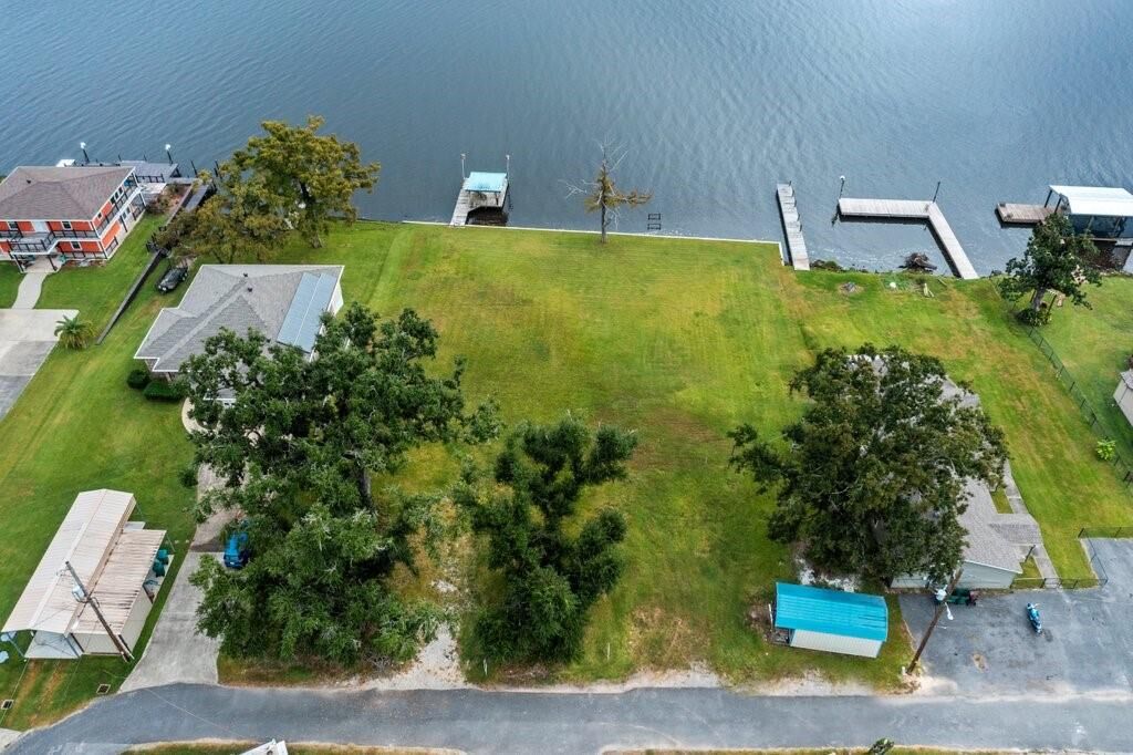 Property Photo:  Riverside Drive  LA 70669 