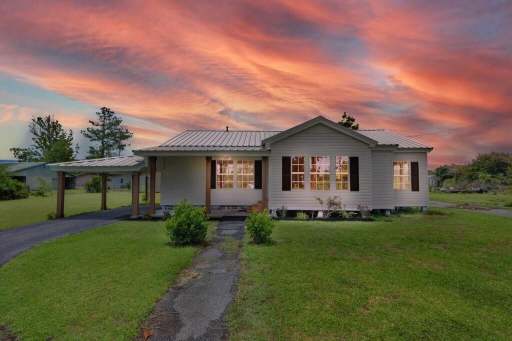 Property Photo:  2317 Foster Lane  LA 70669 