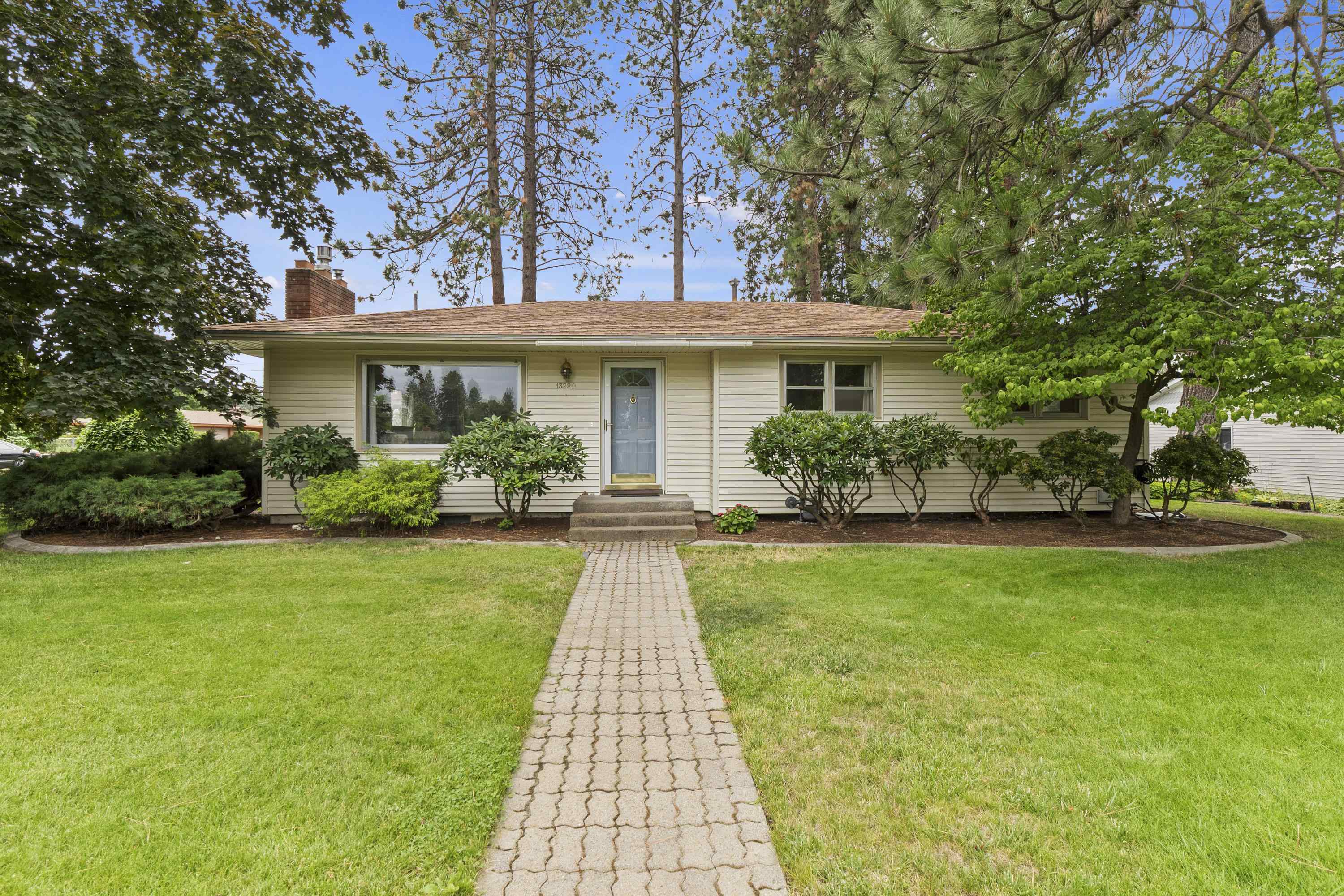 Property Photo: 13220 E Saltese Rd WA 99216