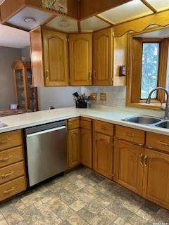Property Photo:  501 Railway Avenue N  SK S0E 1M0 
