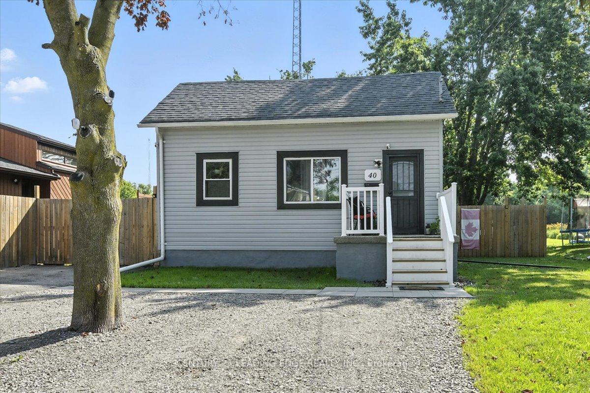 Property Photo: 40 St Patrick Street ON K9V 1R2