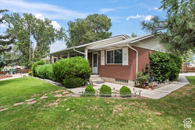 Property Photo: 7545 Southcrest Cir UT 84047
