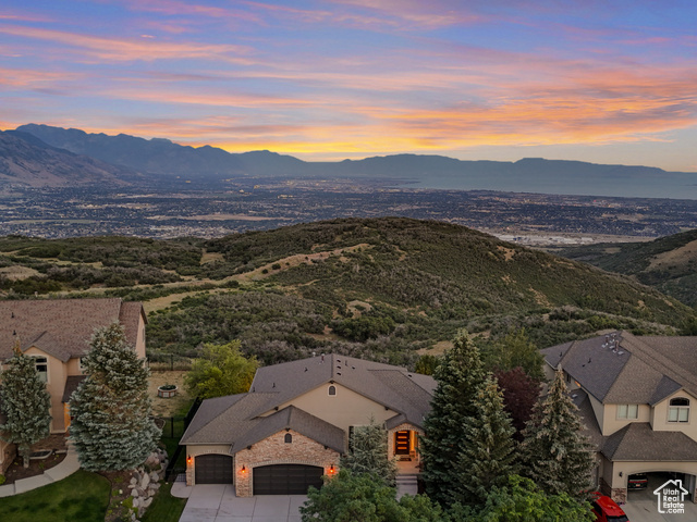 Property Photo: 1792 E Longbranch Ct UT 84020