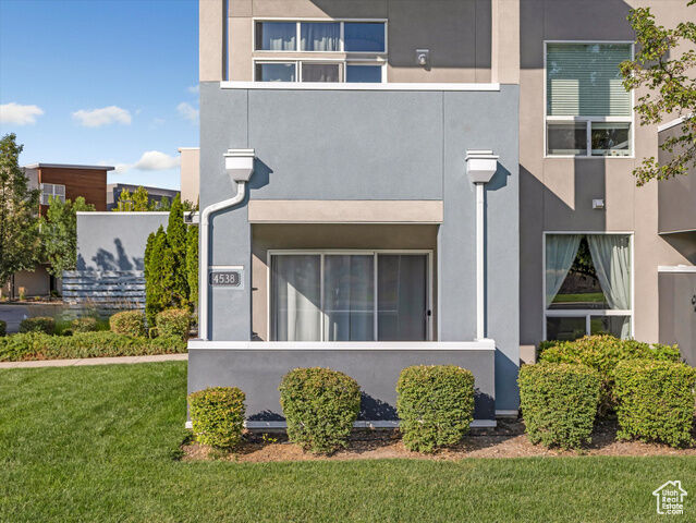 Property Photo: 4538 W South Jordan Pkwy 101 UT 84009