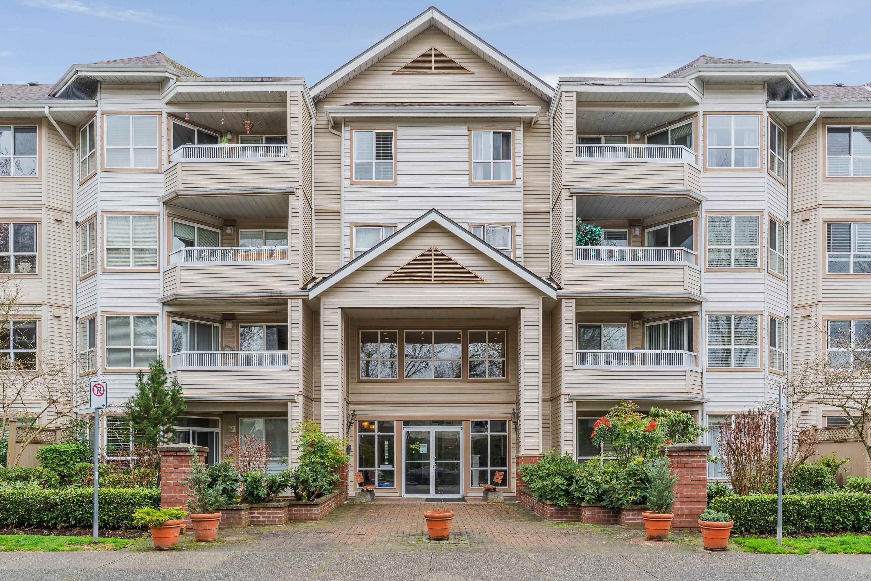 Property Photo: 8139 121A Street 217 BC V3W 0Z2