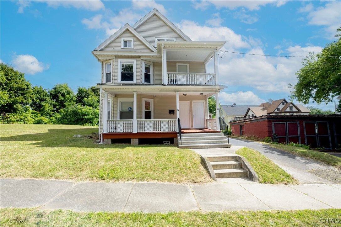 Property Photo: 114 Garfield Place NY 13205
