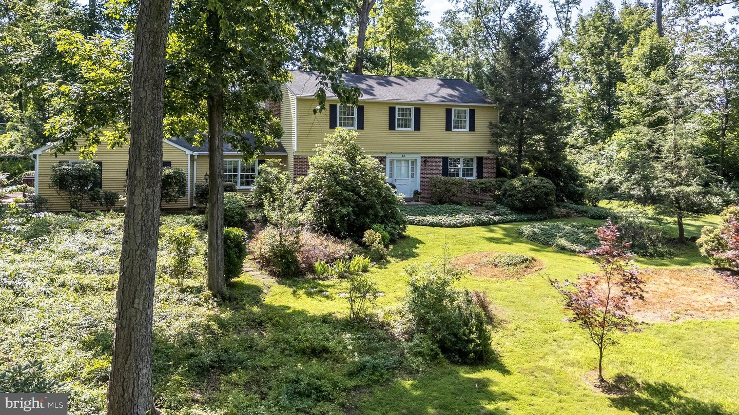 Property Photo: 15 Hidden Lane PA 18901