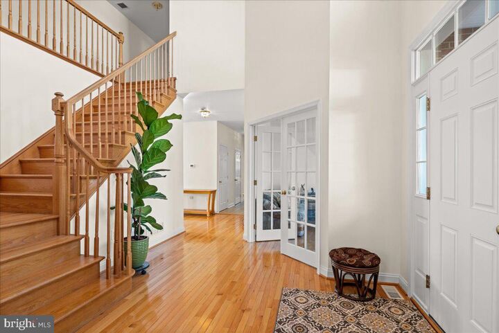 Property Photo:  1 Gardengate Court  NJ 08022 