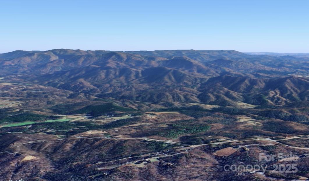 Property Photo: 1211 Mountain Vista Drive NC 28761