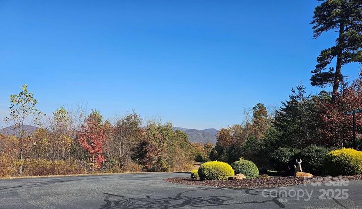 Property Photo:  1211 Mountain Vista Drive  NC 28761 