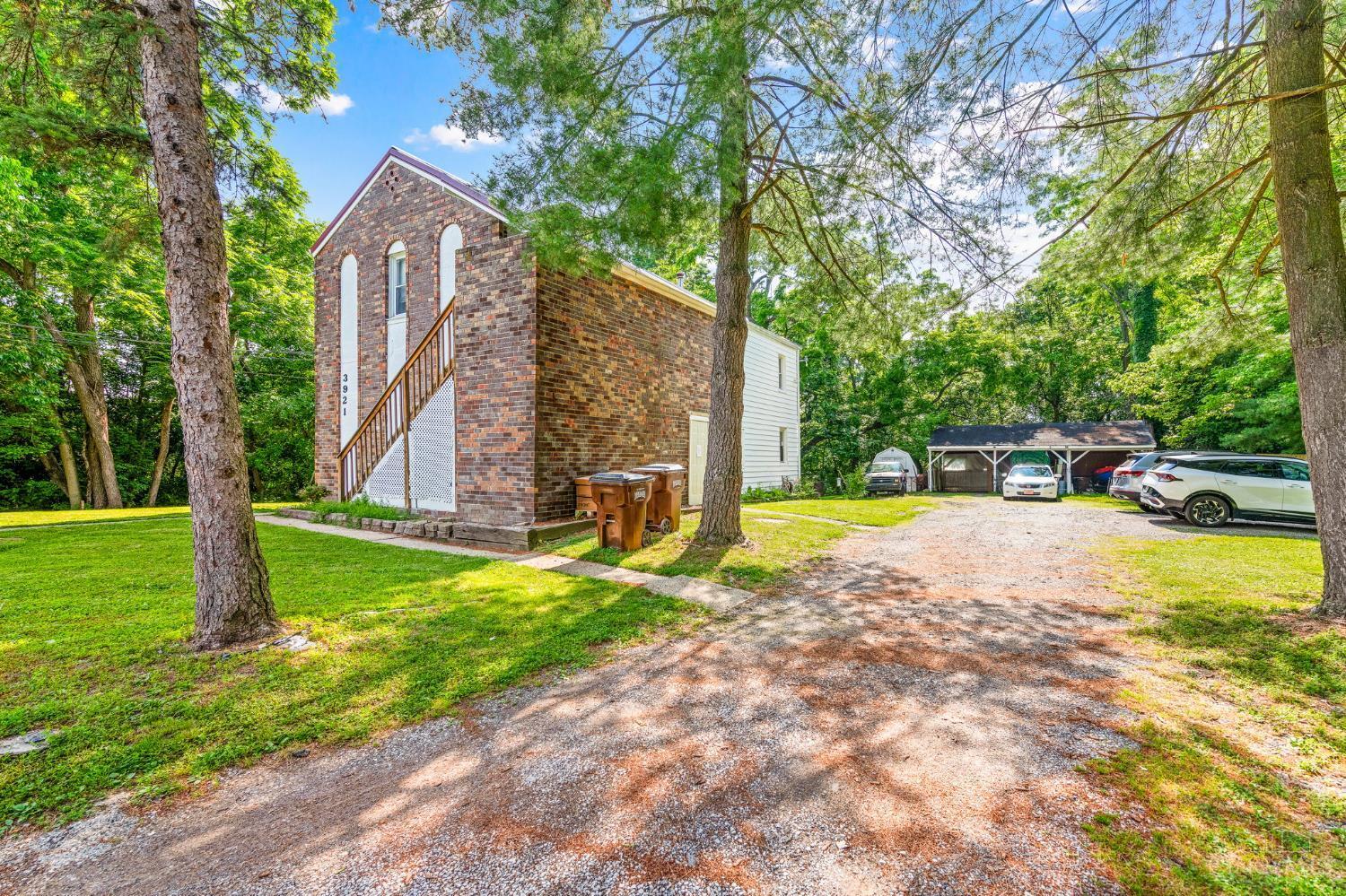 Property Photo: 3921 Randolph Lane OH 45245