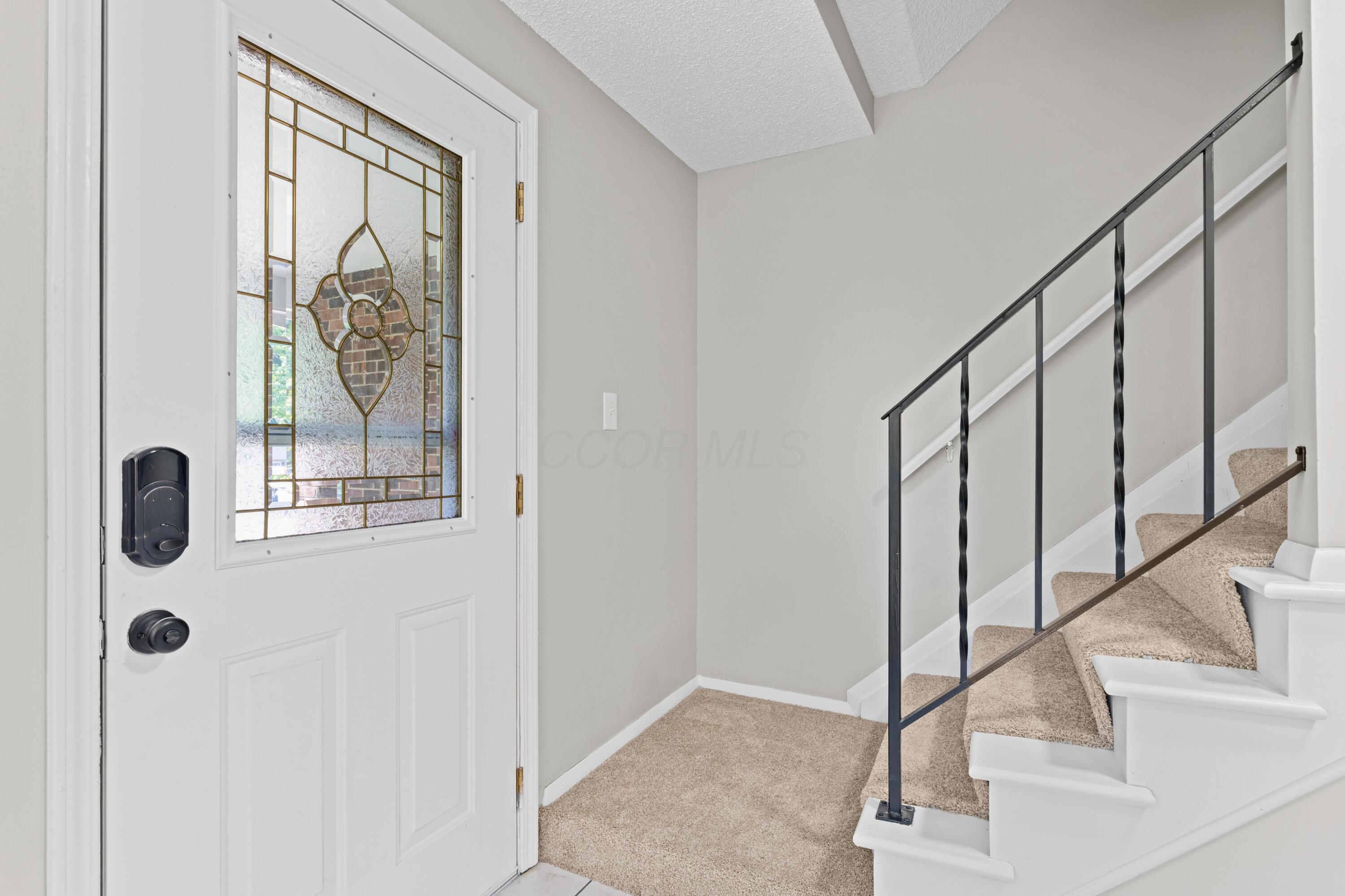 Property Photo:  4670 Lasky Court  OH 43230 