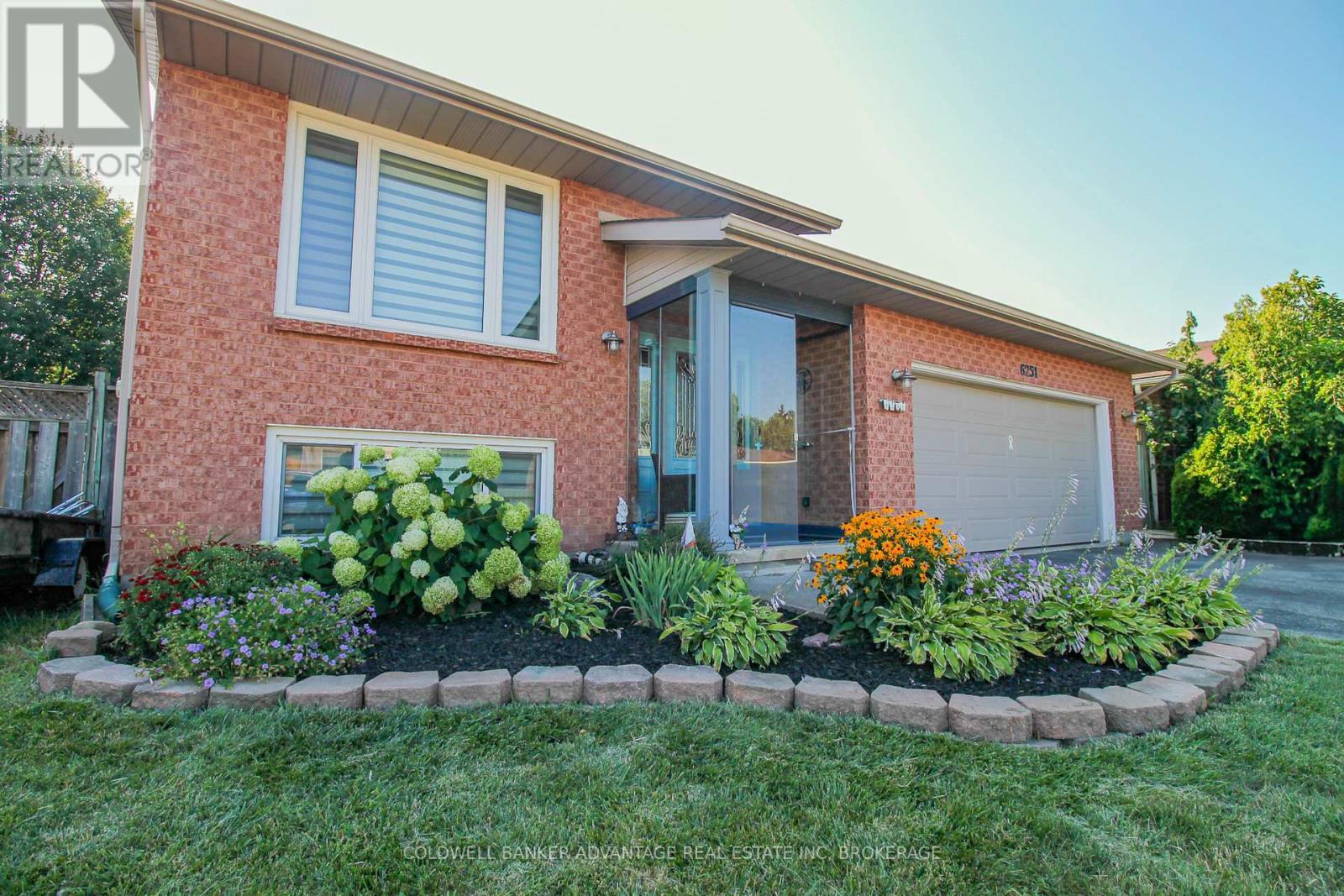 Property Photo:  6251 Sherri Avenue  ON L2H 2W7 