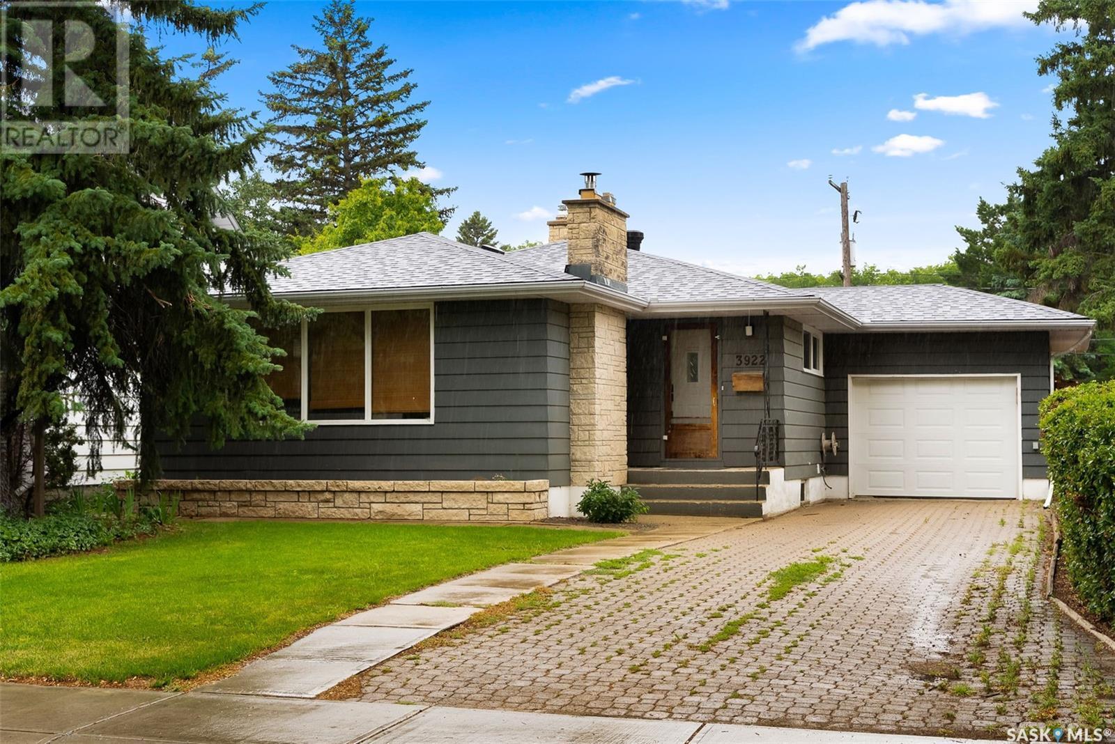Property Photo: 3922 Athol Street SK S4S 3J3