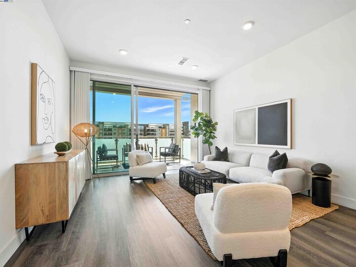 Property Photo: 45128 Warm Springs Blvd 323 CA 94539