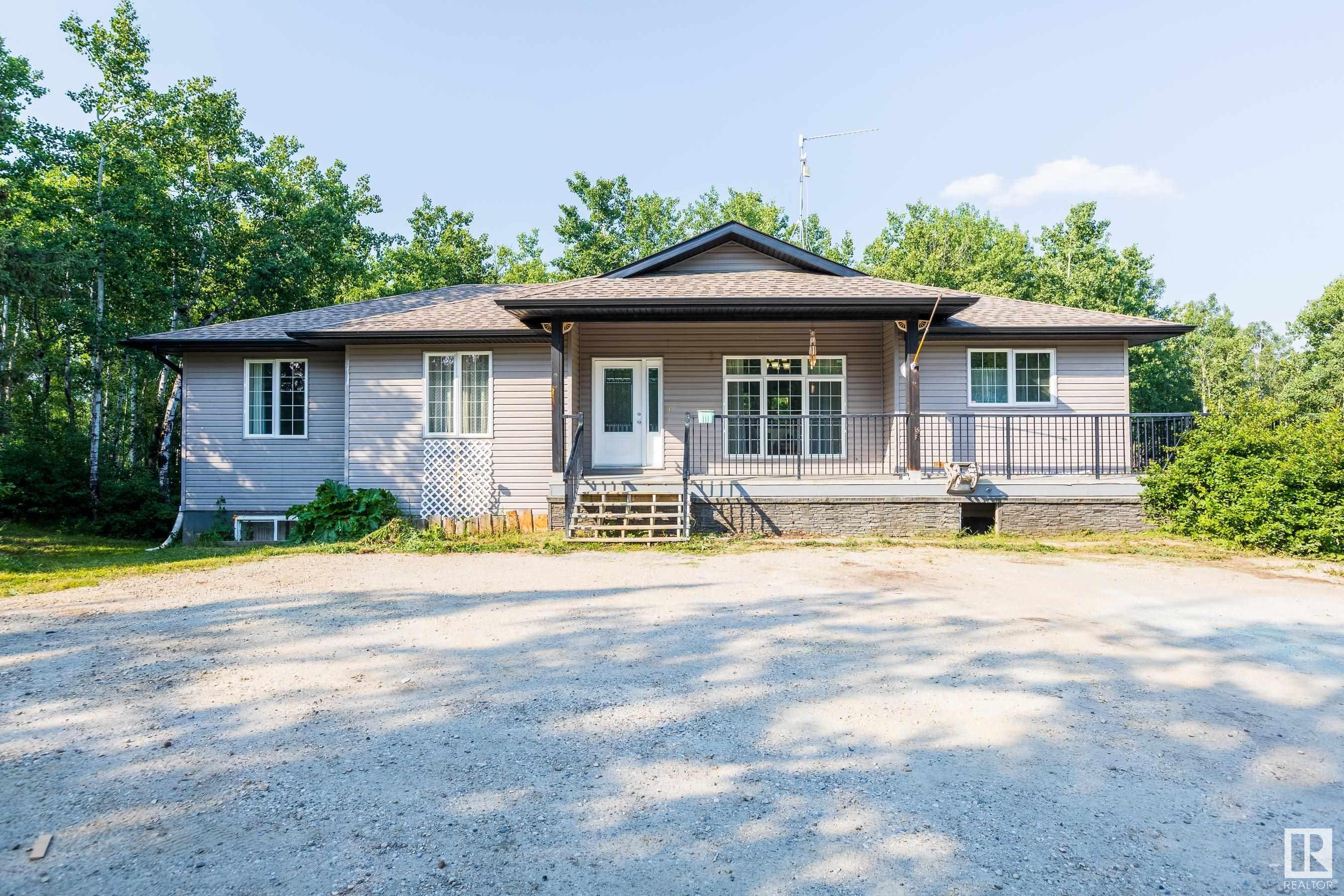 28 Bella Vista Estates  Rural Lac Ste. Anne County AB T0E 1N0 photo