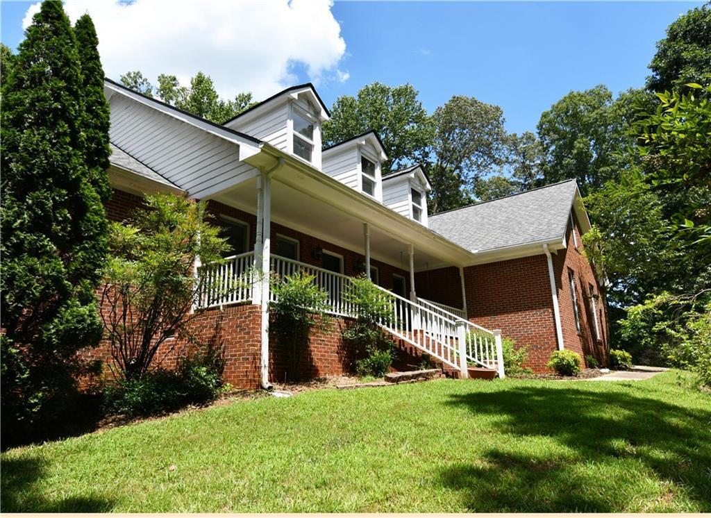 Property Photo: 336 Oconee Lane Lane GA 30529