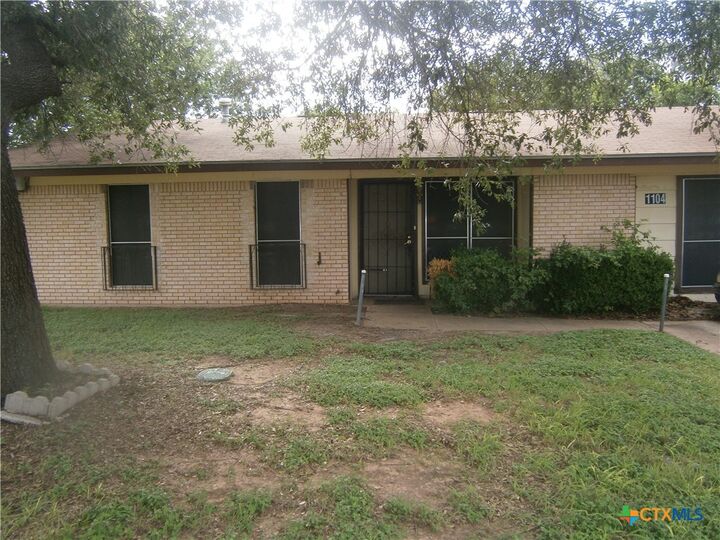 Property Photo: 1104 Gardner Road TX 78721