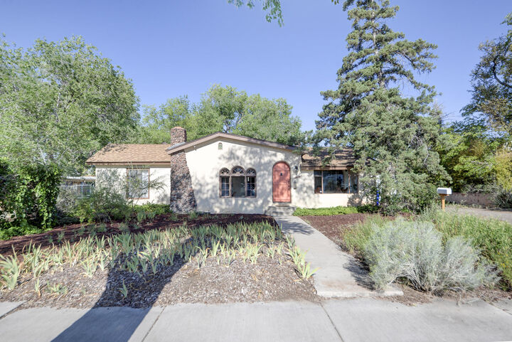 Property Photo: 519 Hermosa Drive NE NM 87108