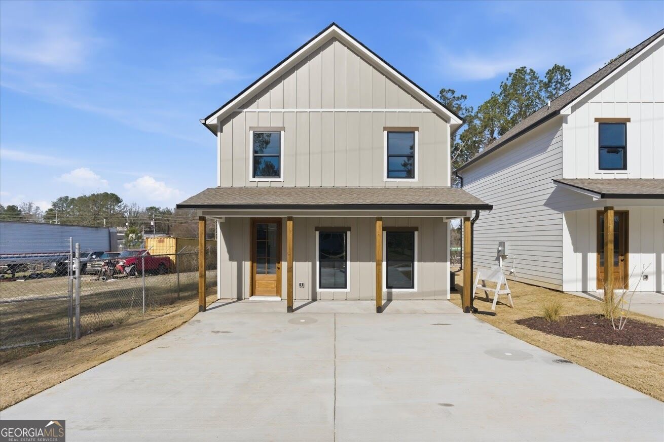 Property Photo:  105 Carroll Circle  GA 30117 