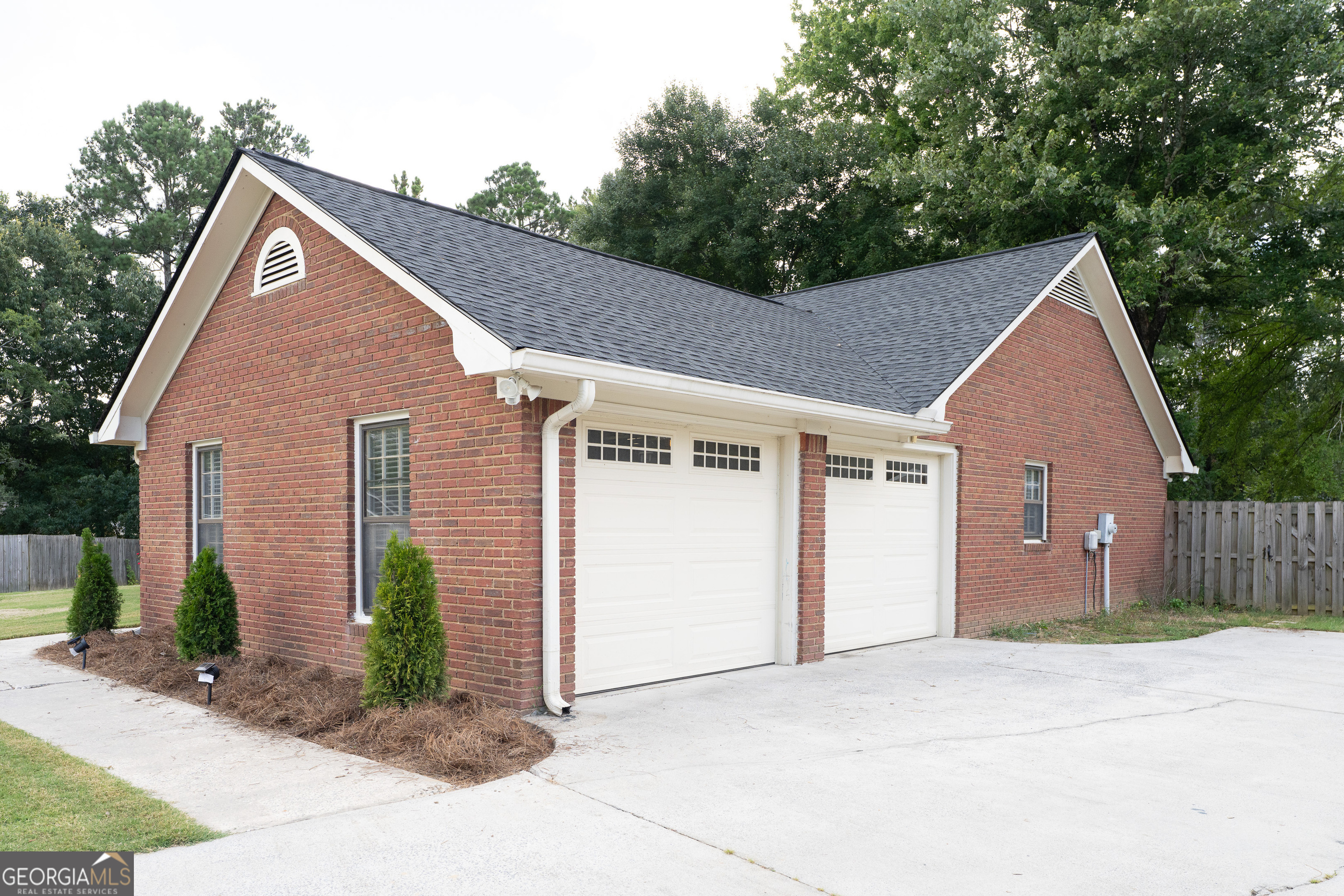 Property Photo:  45 Ashley Oaks Trail NW  GA 30165 