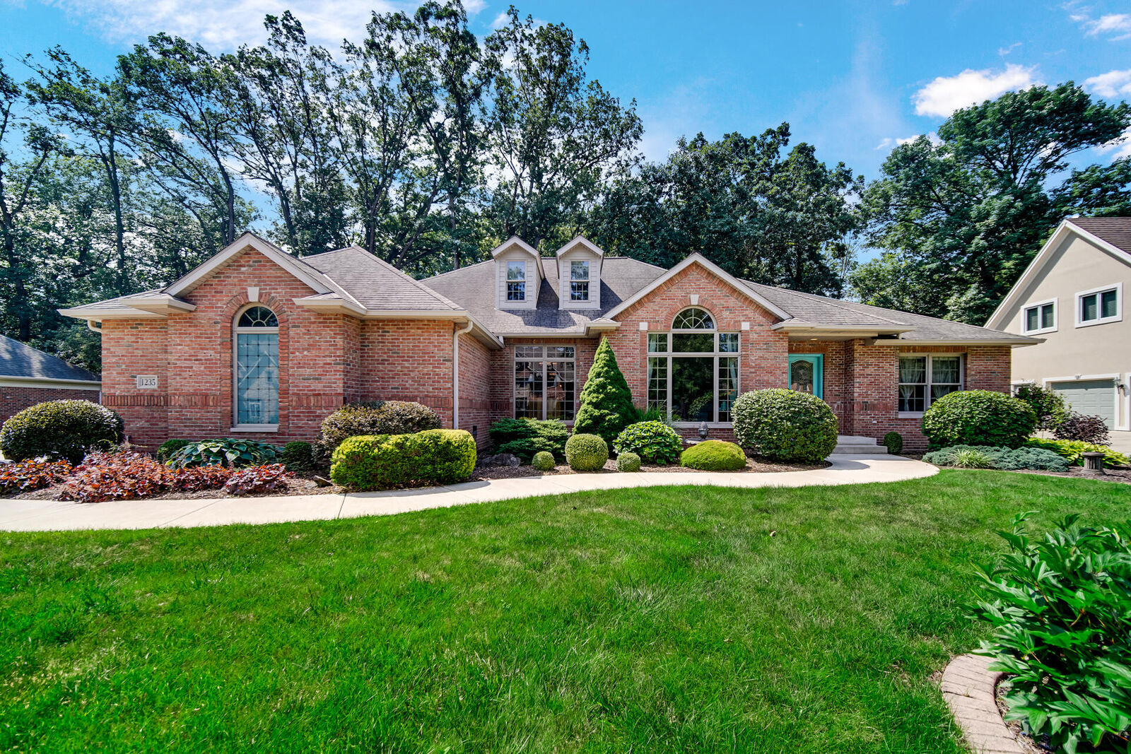 Property Photo: 1235 Greenview Place IN 46307