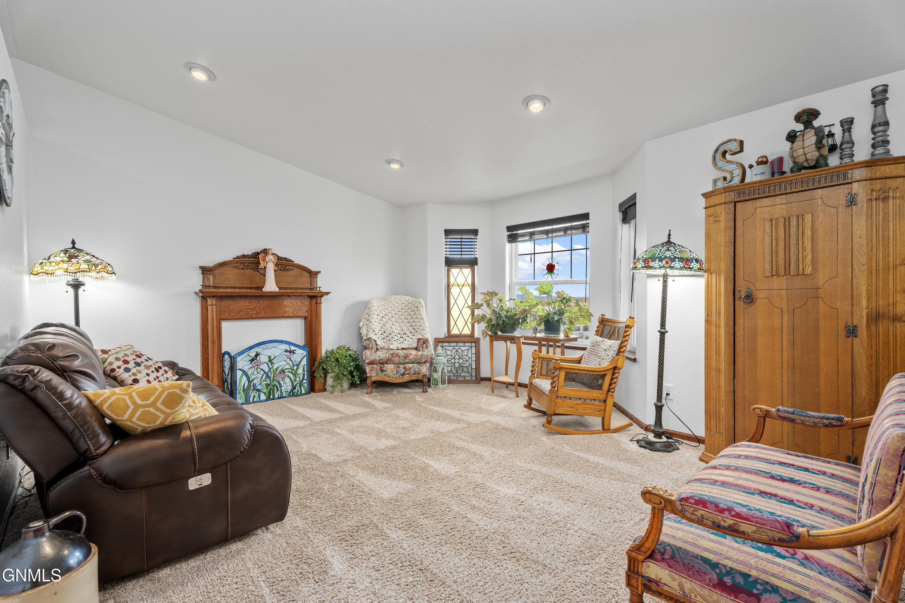 Property Photo:  5945 28th Avenue SE  ND 58504 