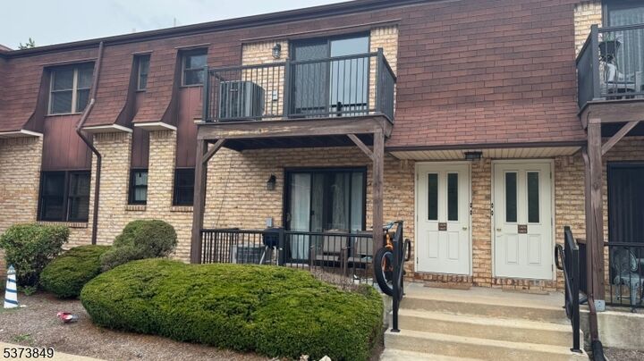1408 Normandy Ct 1408  Raritan Twp. NJ 08822 photo