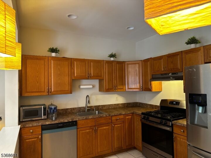 Property Photo:  142 Summerhill Dr  NJ 07950 