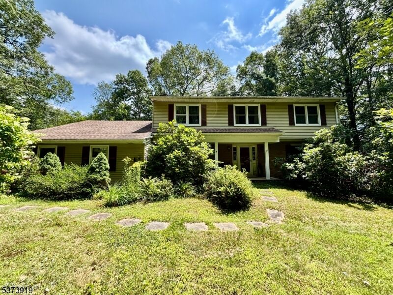 Property Photo: 7 Cozy Lake Rd NJ 07438