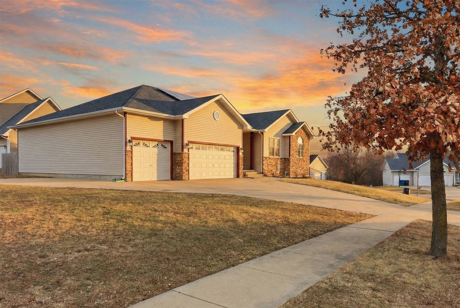 Property Photo:  3112 Hart Avenue  IA 50320 