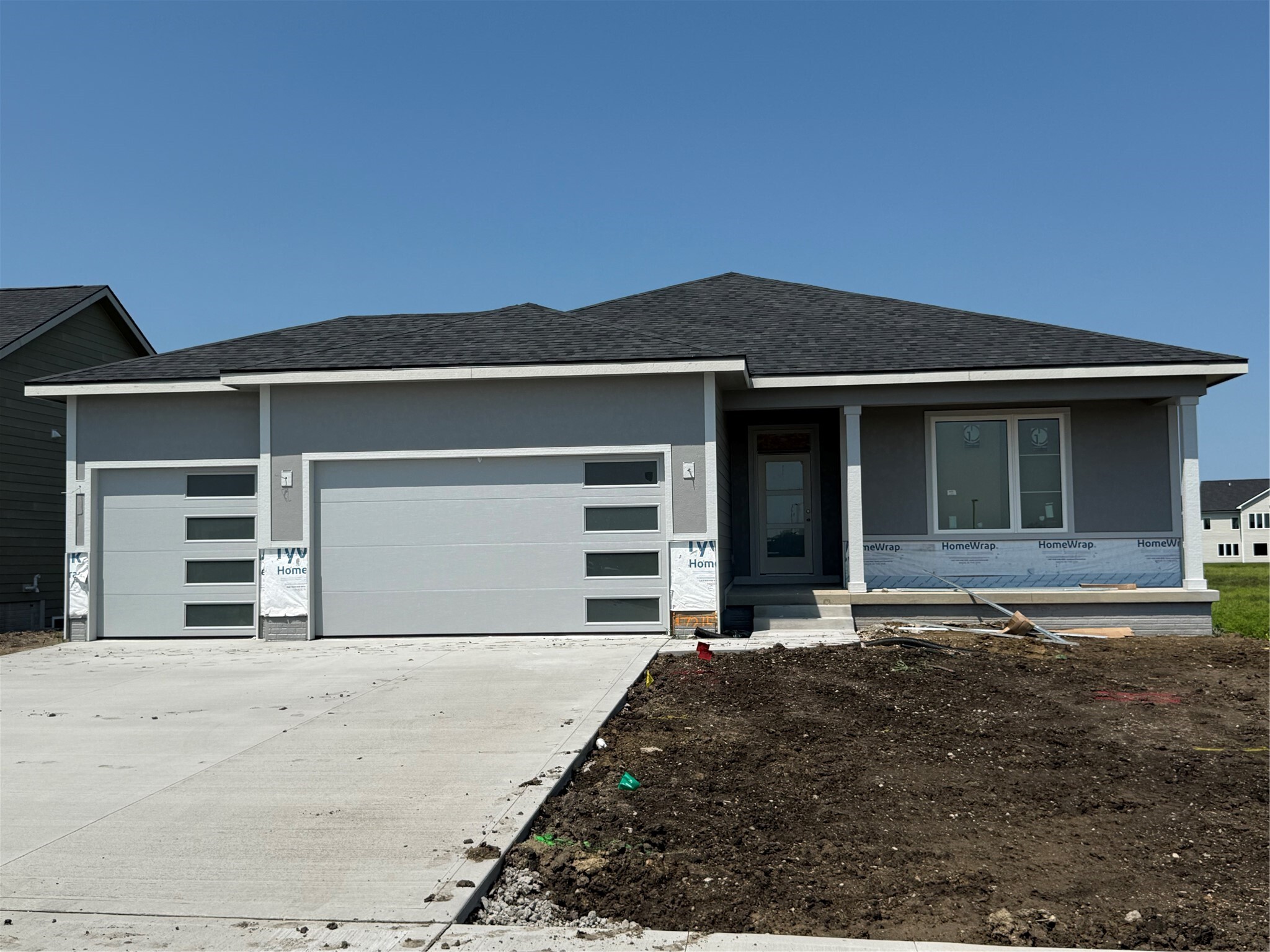 17215 Northview Drive  Urbandale IA 50323 photo