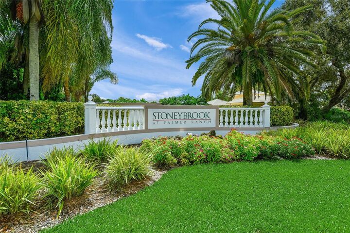 Property Photo: 4098 Westbourne Circle FL 34238