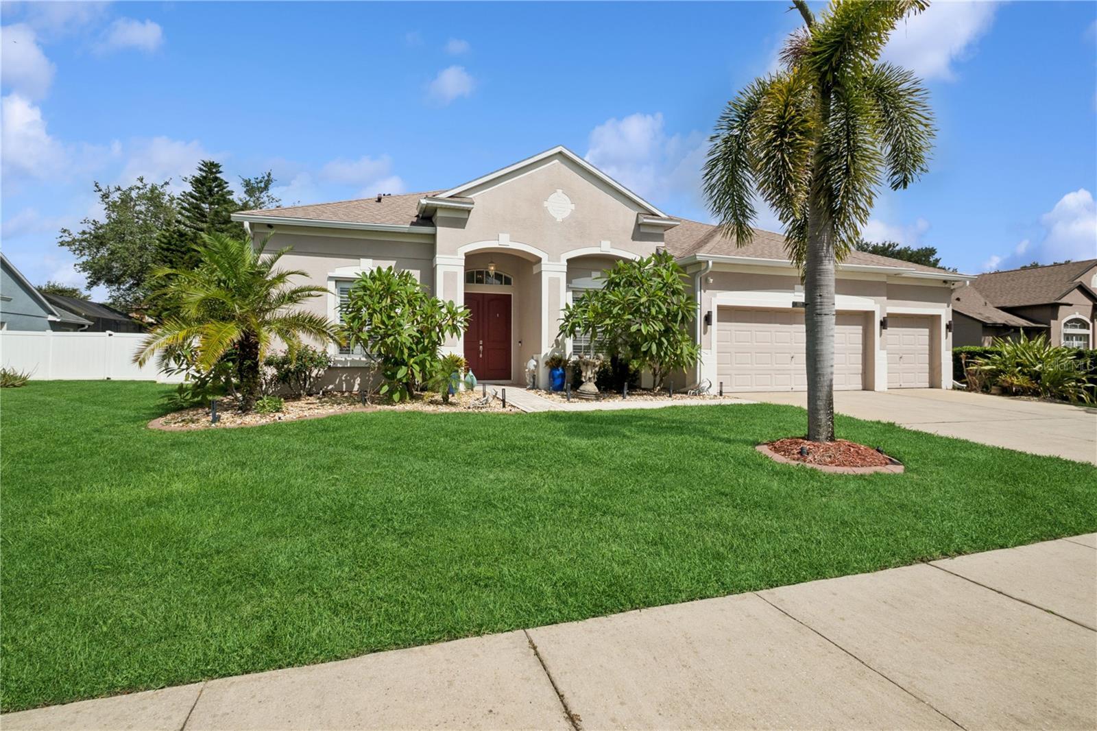 Property Photo: 3278 Safe Harbor Lane FL 32746
