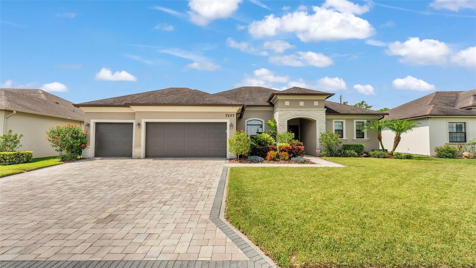 Property Photo: 7107 Highlands Creek Avenue FL 33813