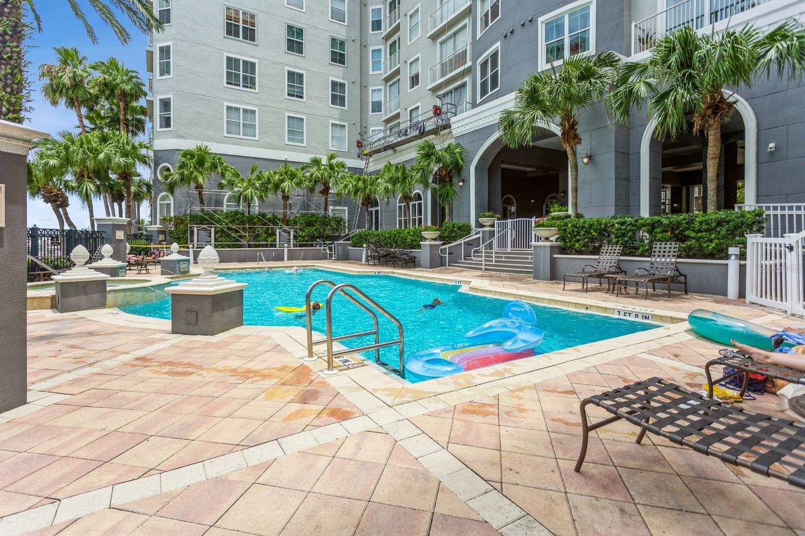 Property Photo:  700 S Harbour Island Boulevard 722  FL 33602 