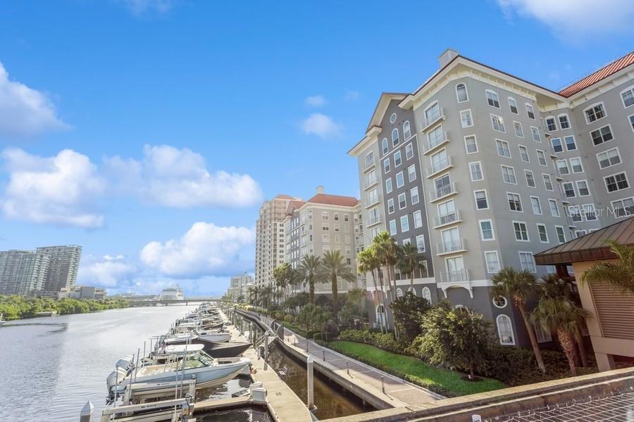 Property Photo: 700 S Harbour Island Boulevard 722 FL 33602