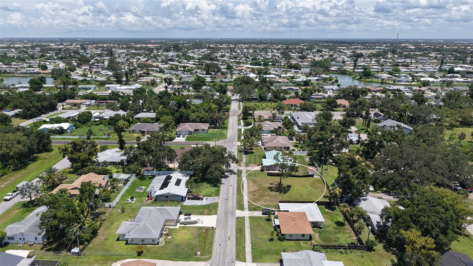 Property Photo: Valencia Road FL 34293
