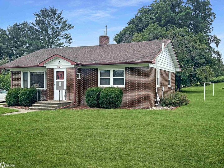 Property Photo: 307 Madison Street IA 50672