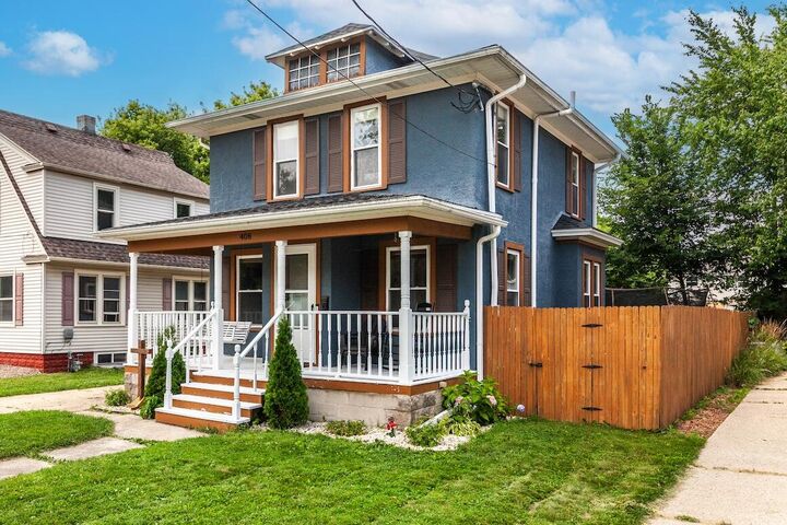 408 W Newhall Ave  Waukesha WI 53186 photo