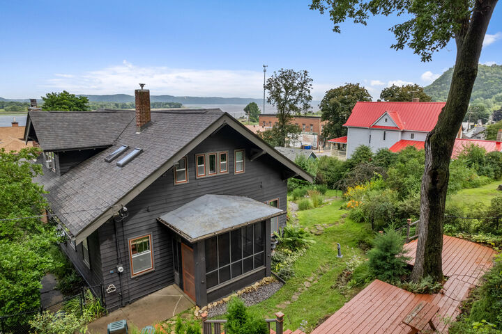 Property Photo:  707 Main St  WI 54632 