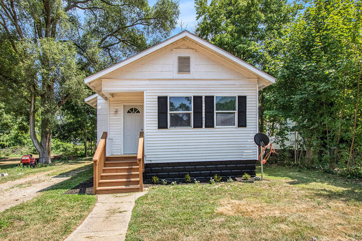 Property Photo: 995 McAlister Avenue MI 49022