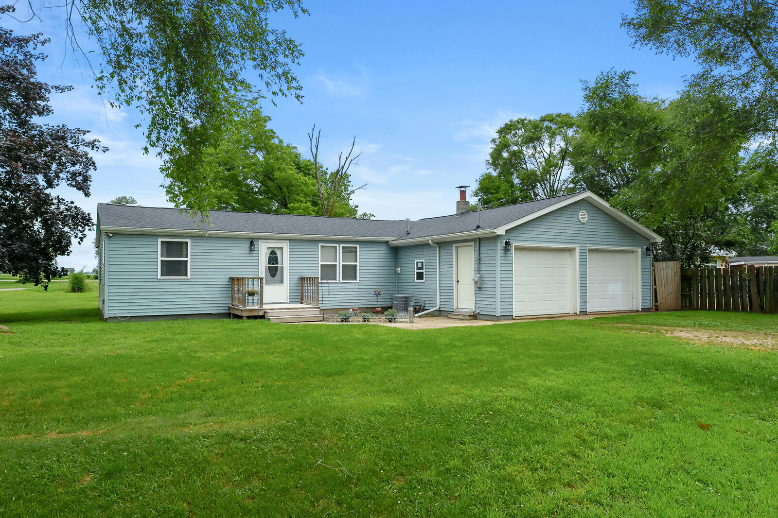 Property Photo: 23034 River Run Road MI 49072