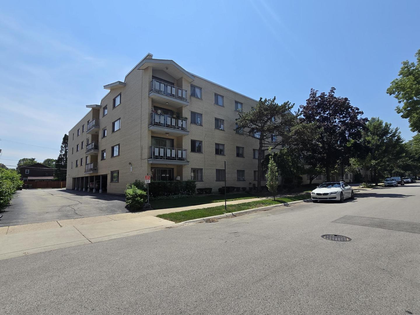 Property Photo: 5251 Galitz Street 410 IL 60077