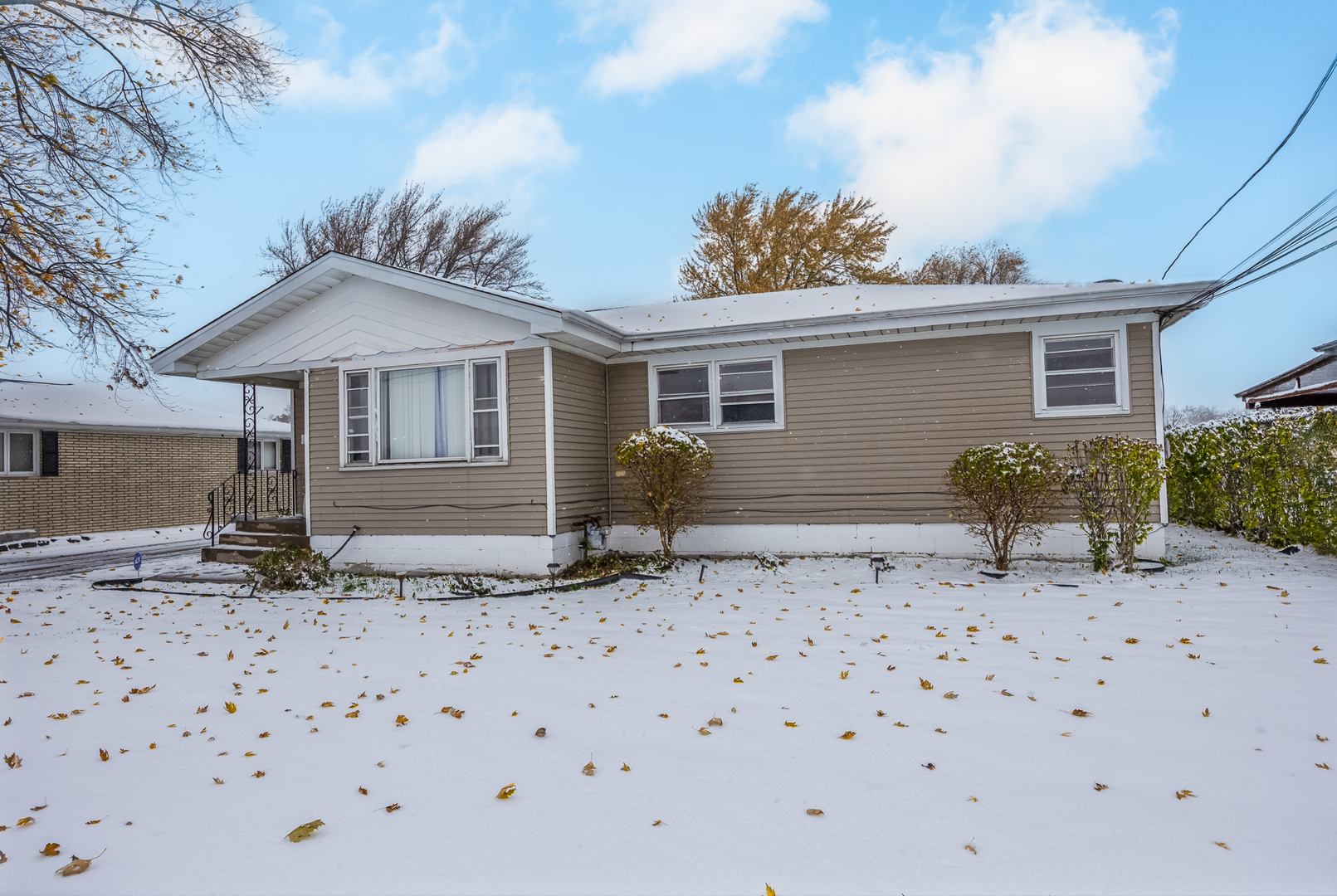 Property Photo: 456 E 170th Street IL 60473
