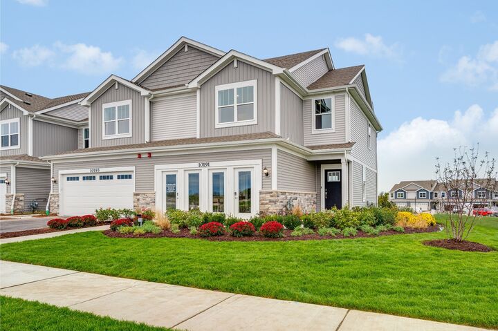 Property Photo:  442 Hathaway Lane  IL 60543 