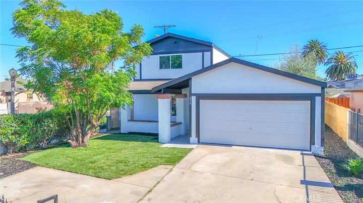 Property Photo:  858 E Imperial  CA 90059 