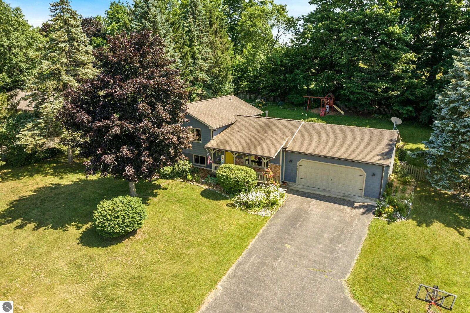 Property Photo: 3942 Havenhill Lane MI 49690