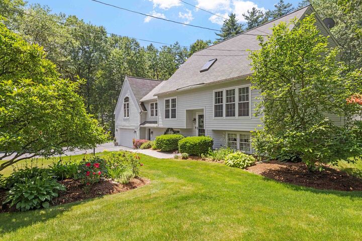 Property Photo:  25 Chatfield Drive  NH 03052 